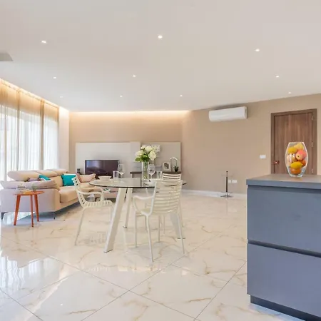 Central Luxurious Bedroom For 2 * 纳克萨